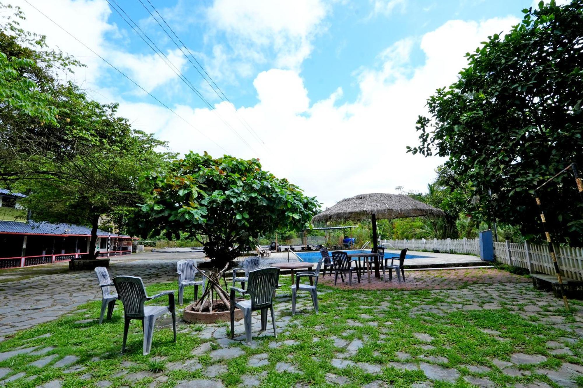 Leisure Homestay - Pool, Boating, Zipline, Home Food, Estate Chikmagalūr Exterior foto